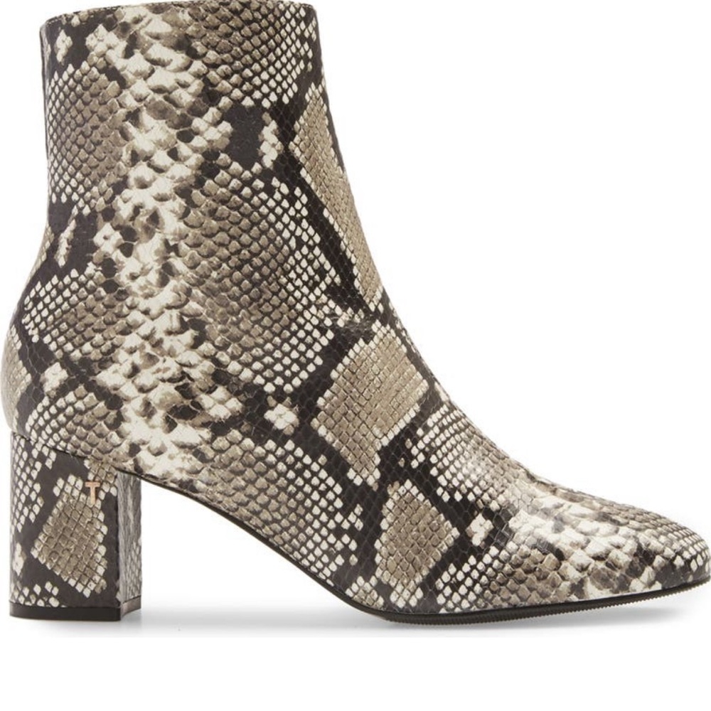 Women Ted Baker London Neomy Block Heel Booties New - Picture 1 of 6